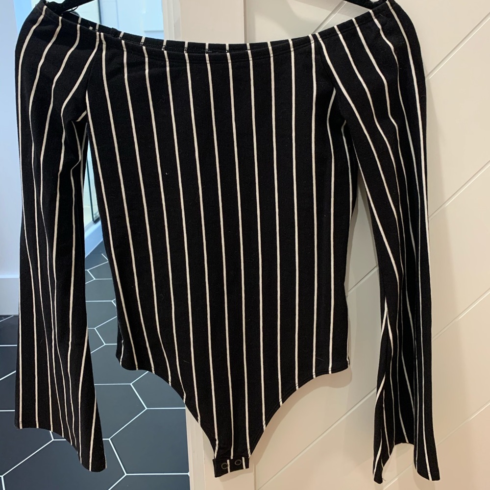 Express Bell Sleeve Bodysuit